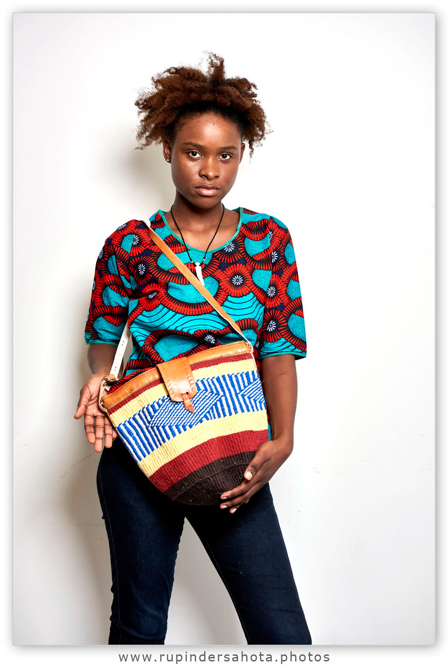 Handcrafted colorful hemp thread knitted shoulder bags